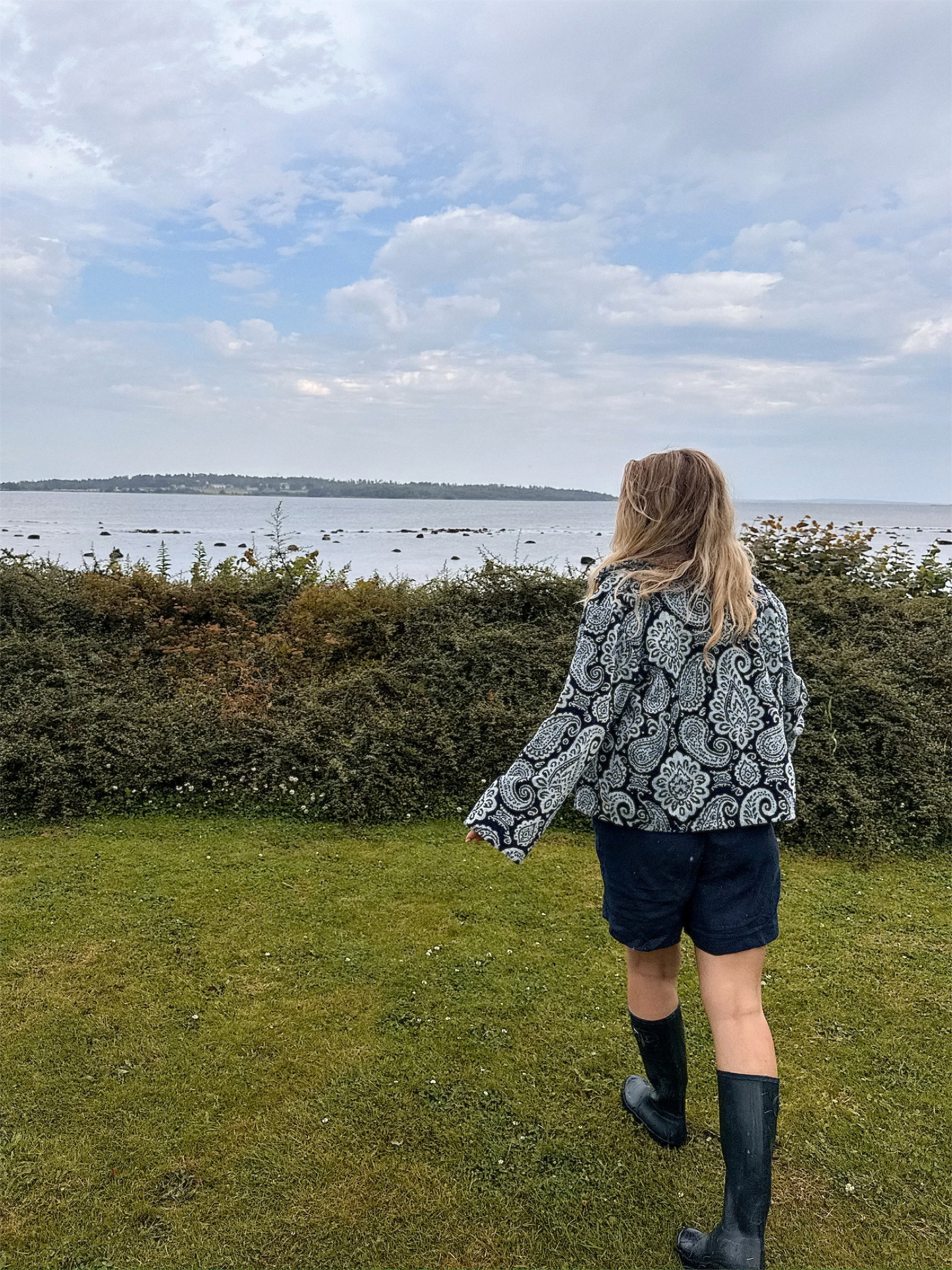 Printed Short Jacket - Navy