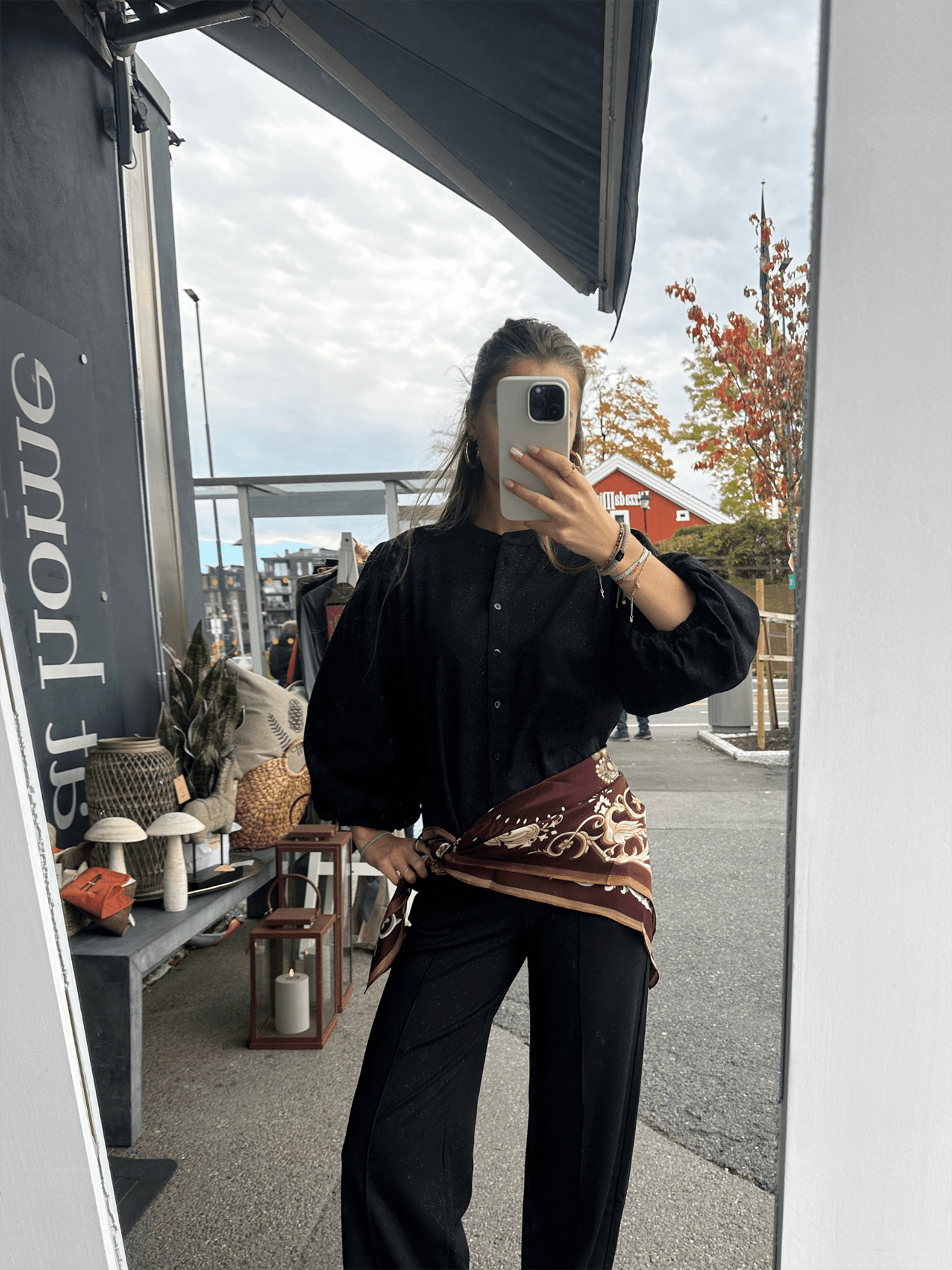 Jacket Glitter - Black - at home