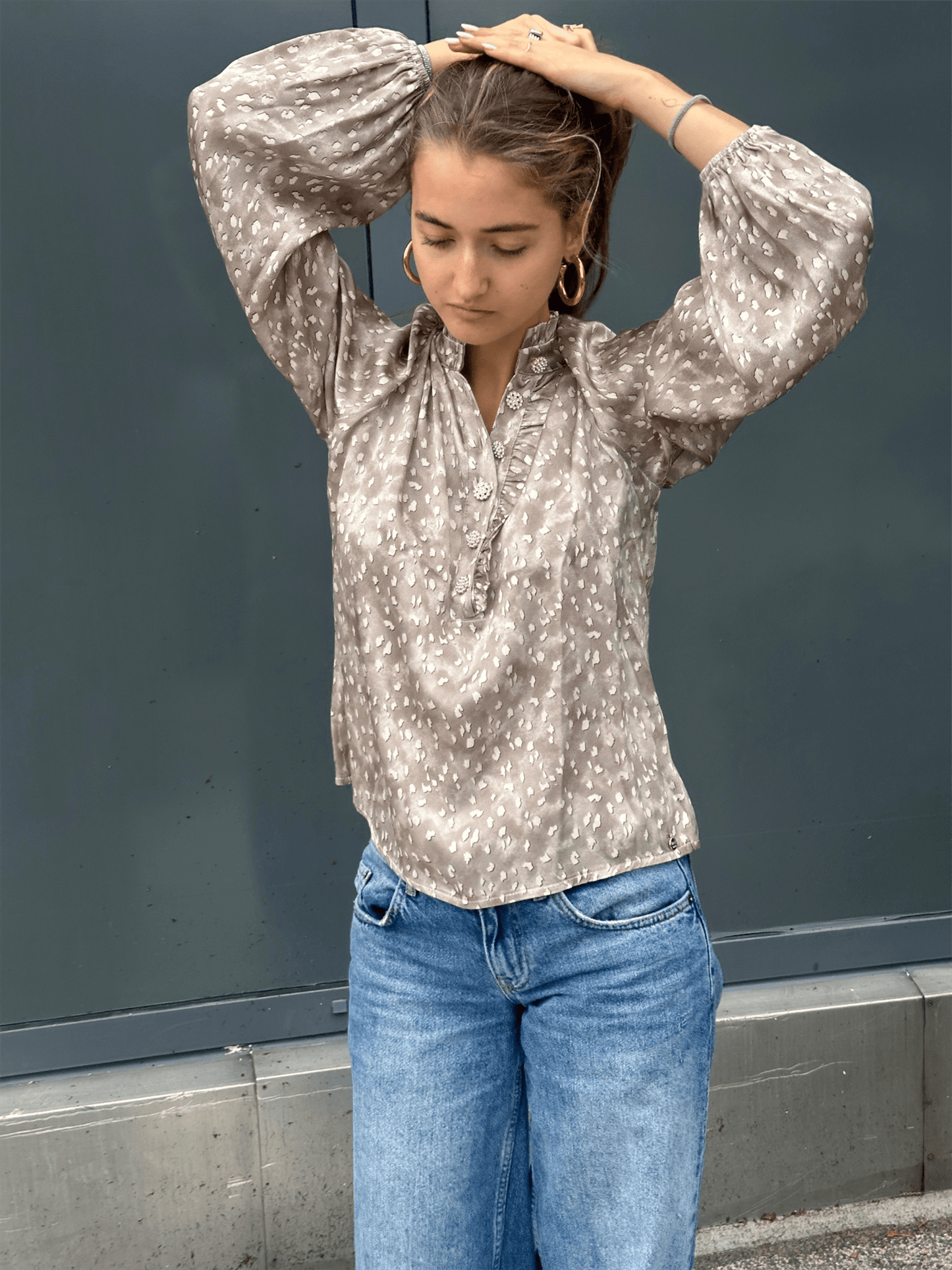 Print Sateng Blouse W/ Buttons - Beige - at home