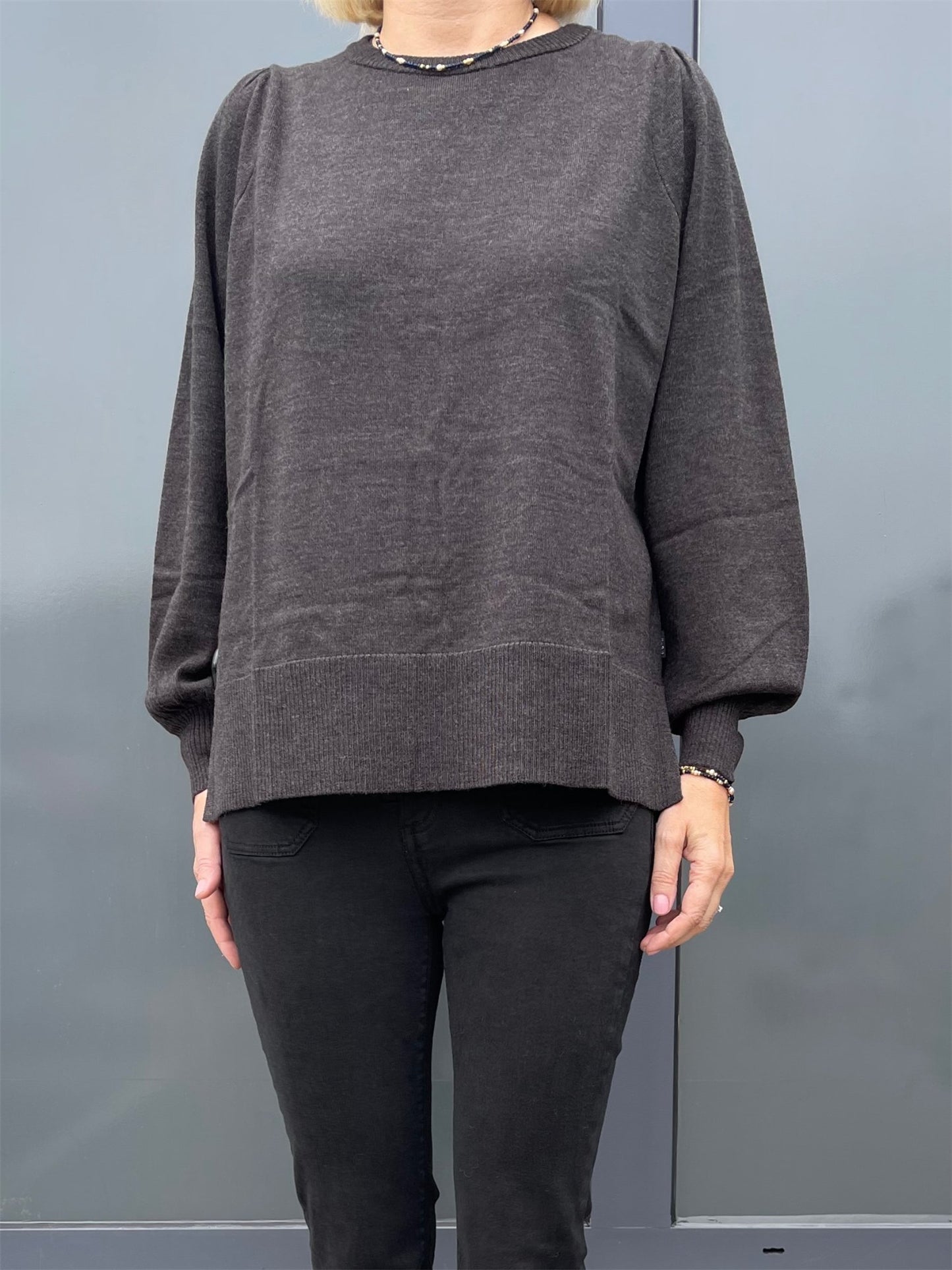 Sonja Merino Sweater - Dark Brown Melange - at home