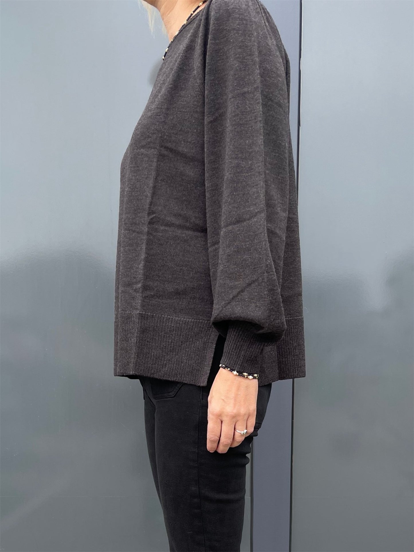Sonja Merino Sweater - Dark Brown Melange - at home