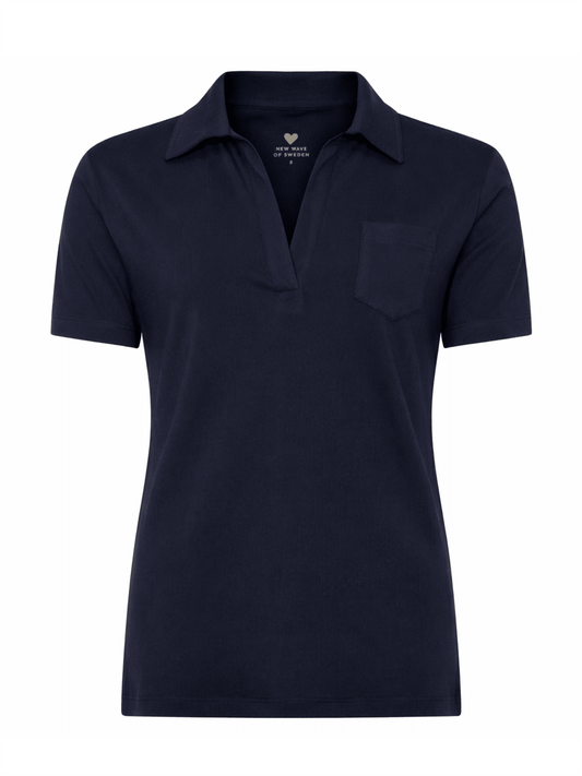 Sporty Top - Navy - at home