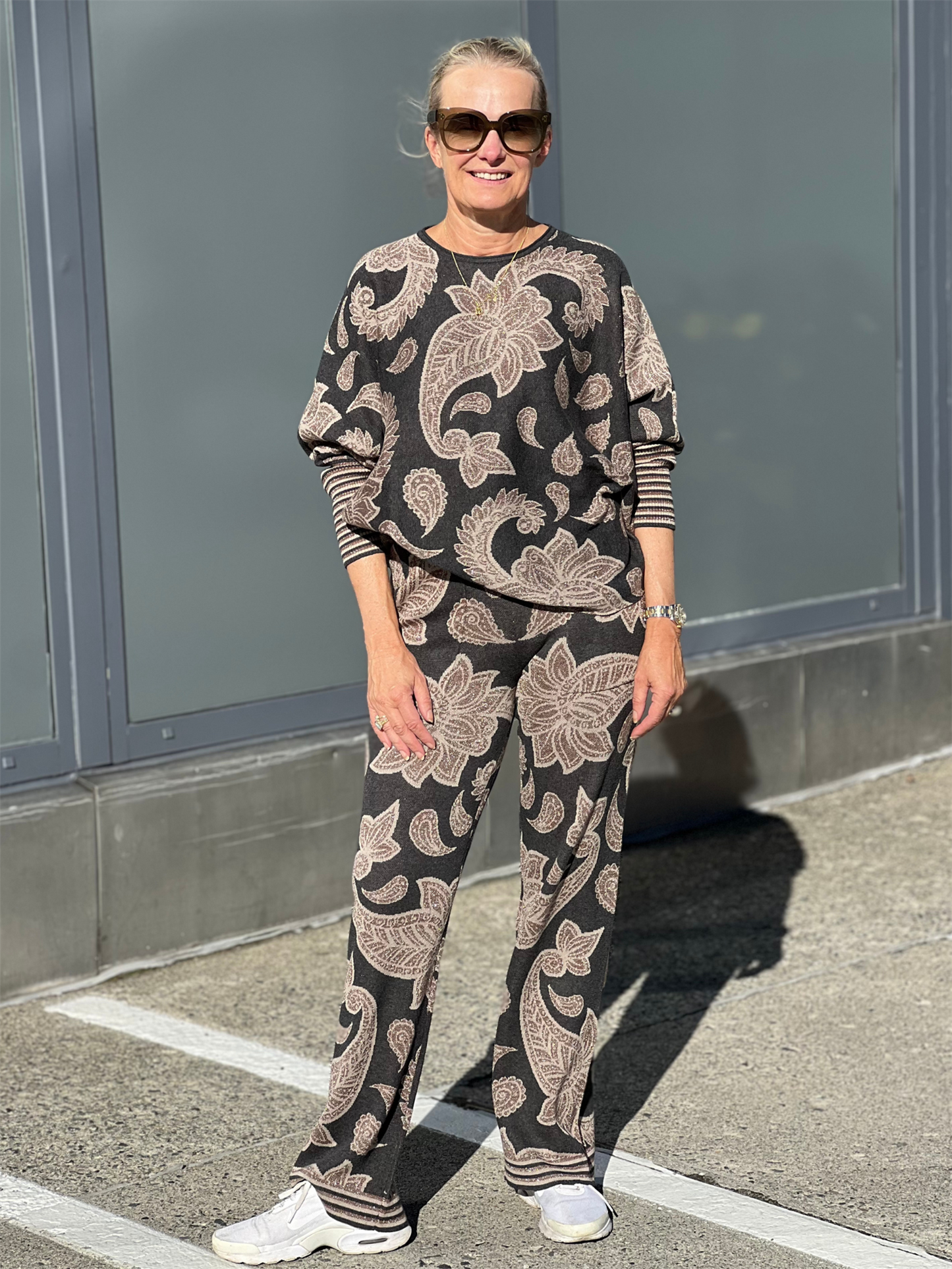 Paisley Mix Pullover - Paisley Mix