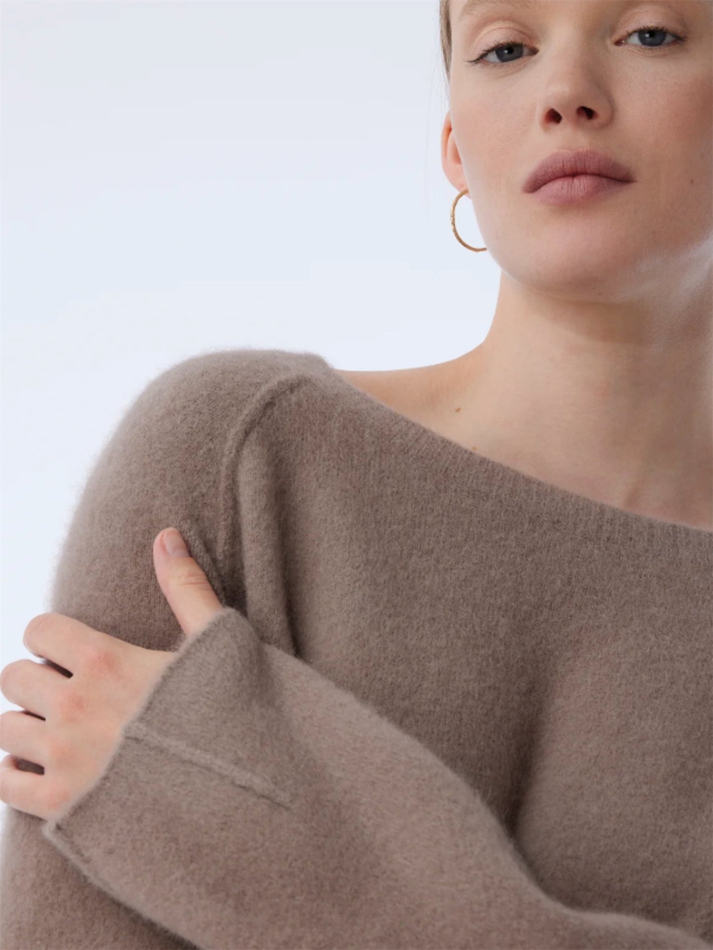 Pam Pullover - Taupe - at home