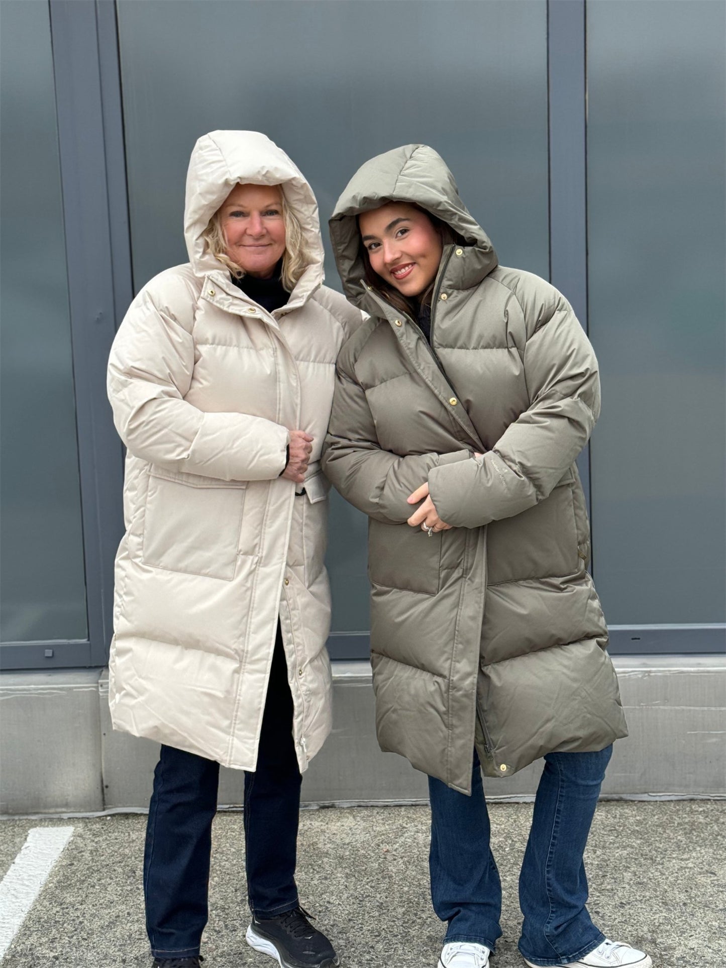 Pollux Down Coat - Tea Leaf - at home