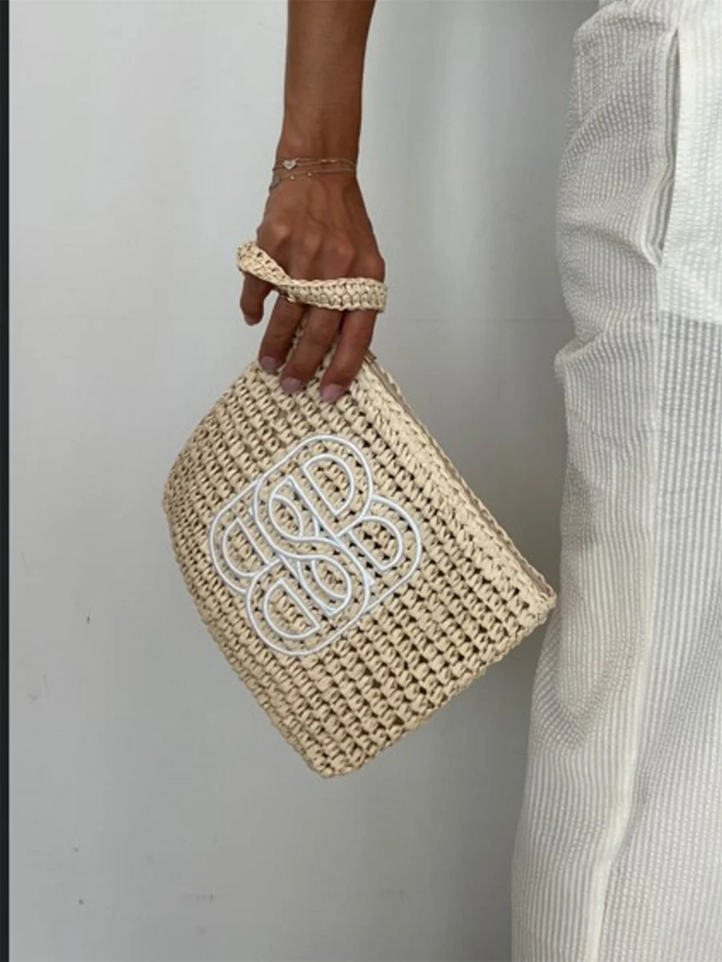 Mim Straw Clutch - Beige