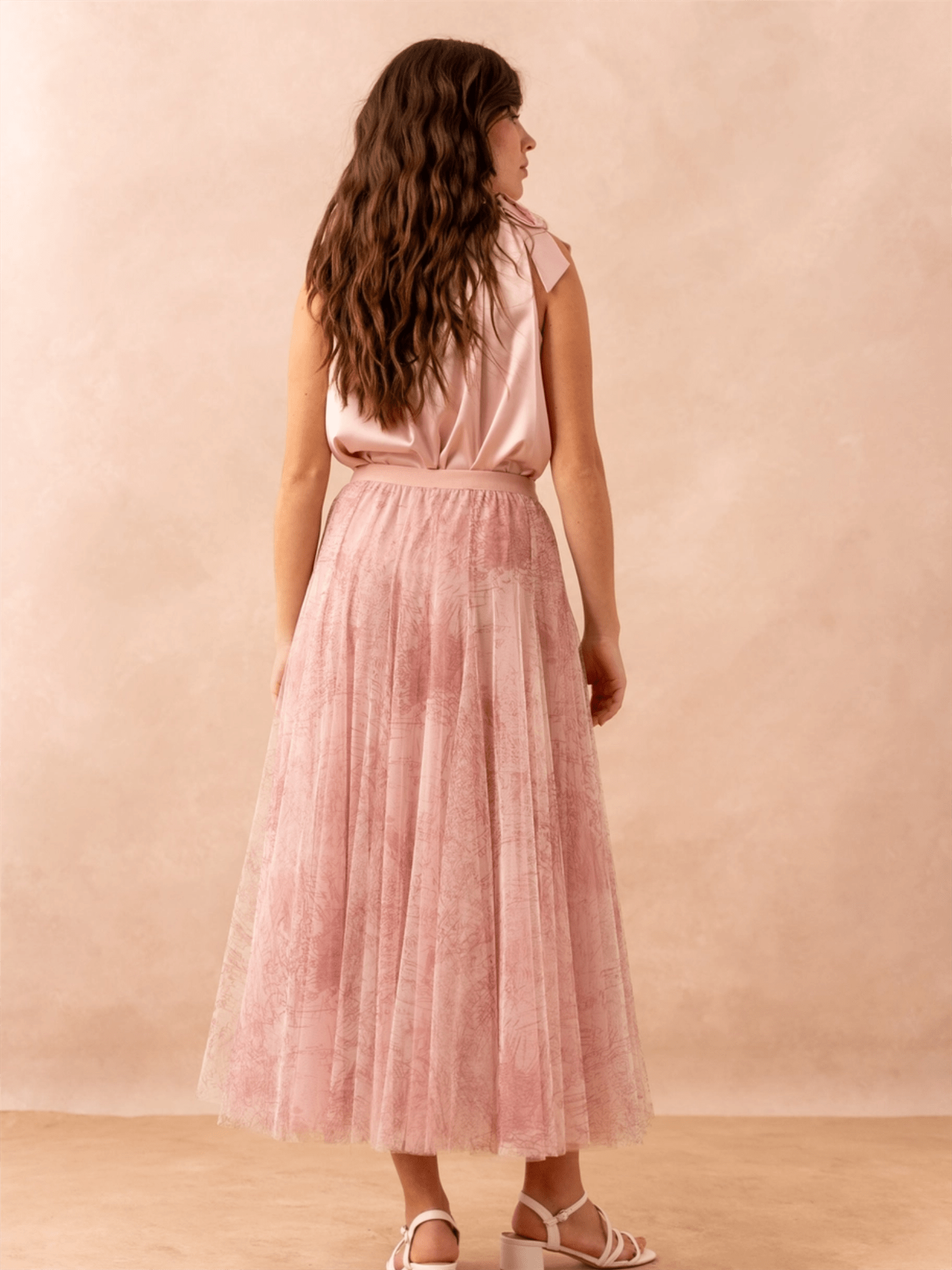 Amber Skirt - Pink - at home