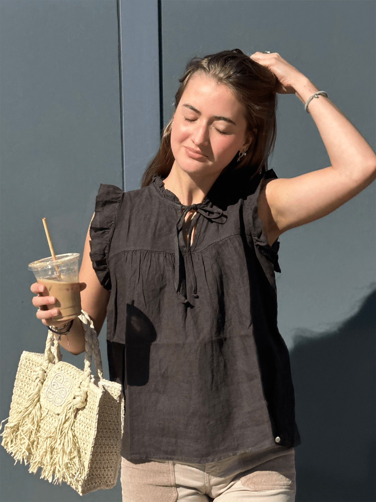 Betty Top - Kakao - at home