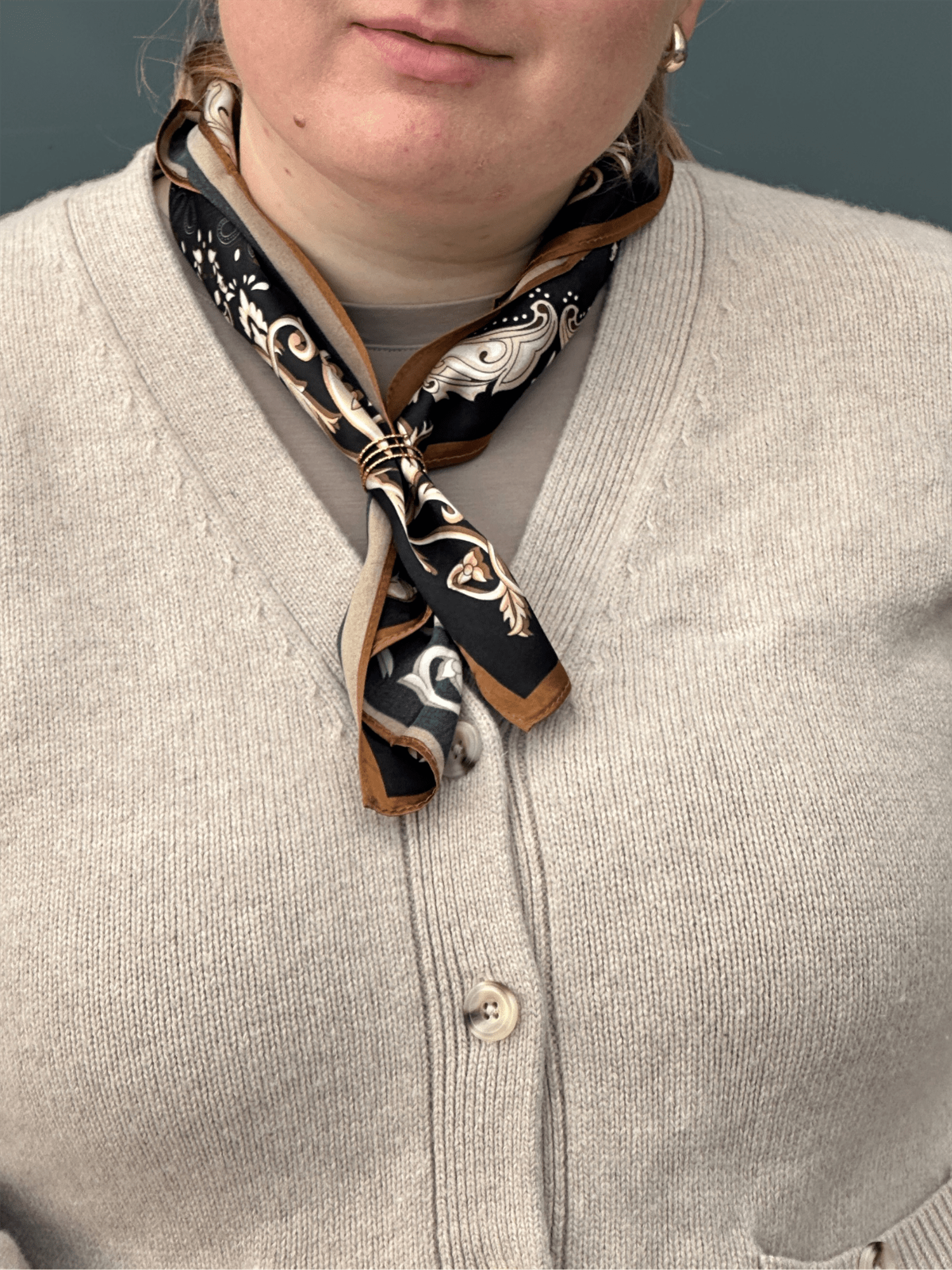 Bonita Scarf - Black - at home
