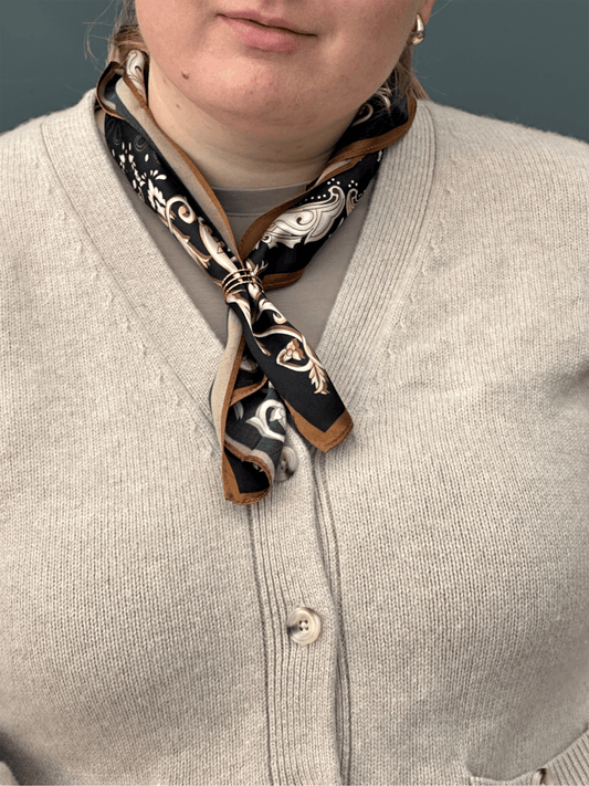 Bonita Scarf - Black - at home