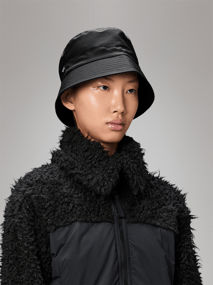 Bucket Hat W2 - Black - at home
