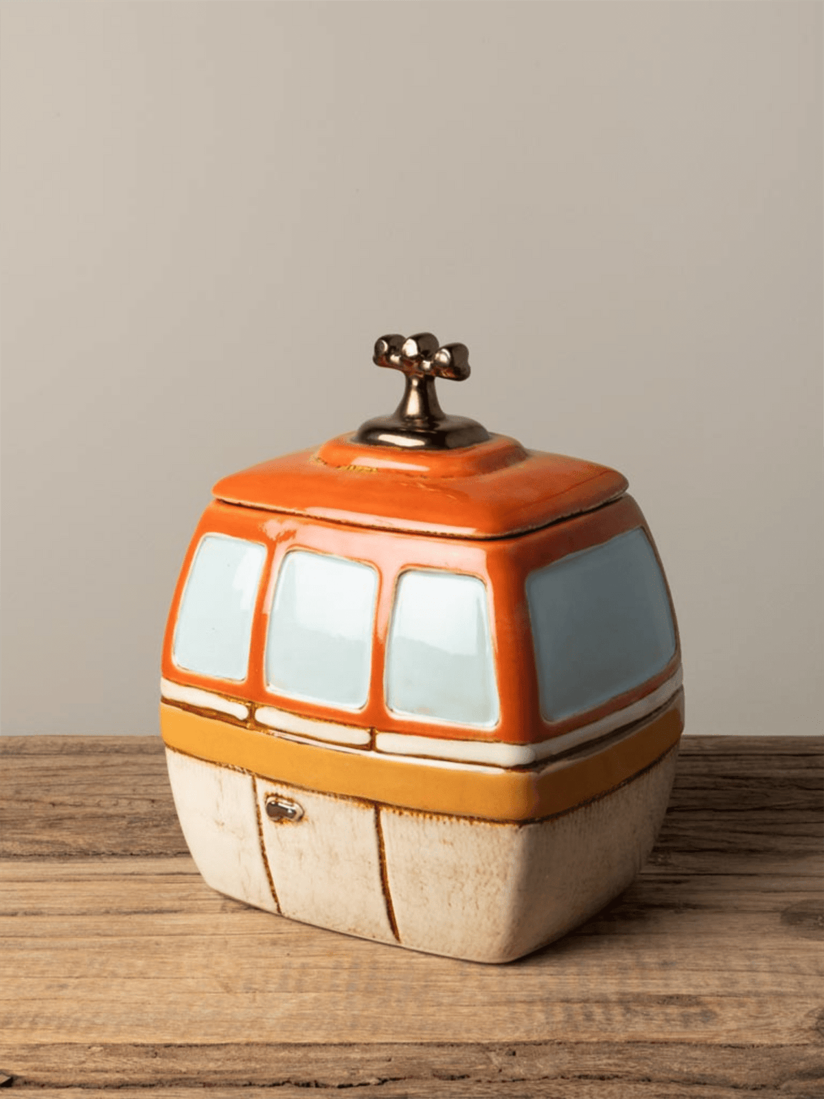 Cable Car Box - Orange - at home