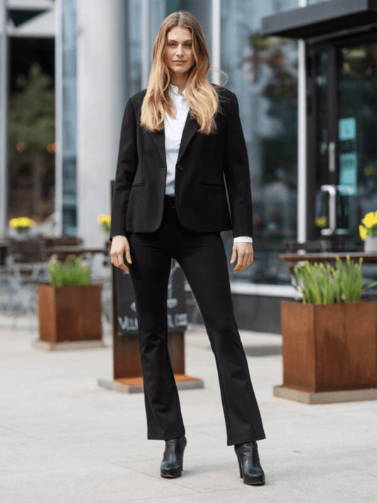 Cecilia Trouser - Black - at home