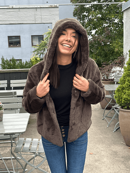Charlie Fake Fur Jacket - Brown - at home