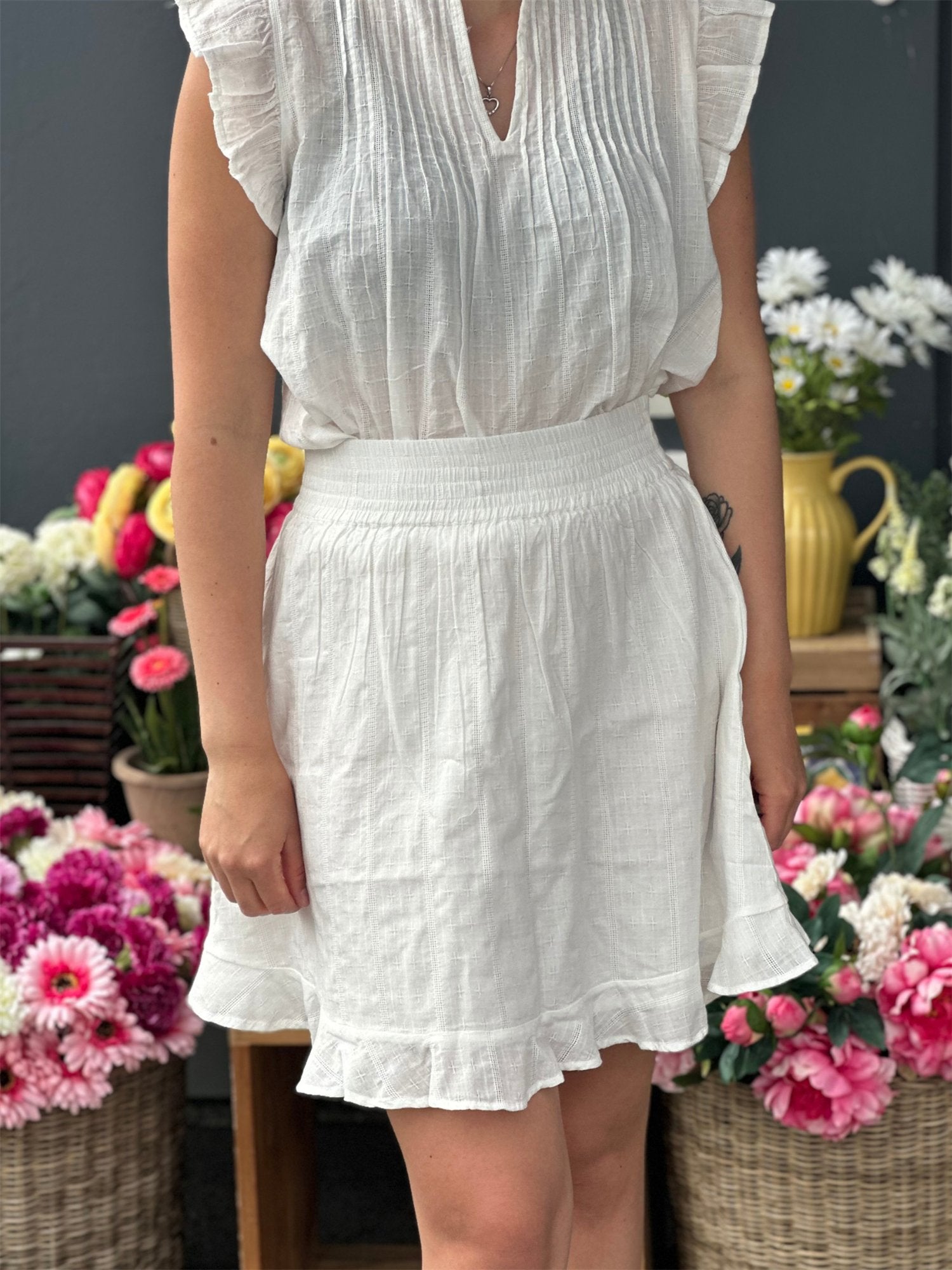 Coe-M Skirt - White - at home