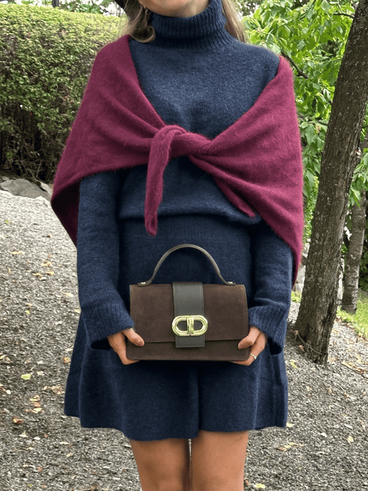 Cosy Shawl - Plum - at home