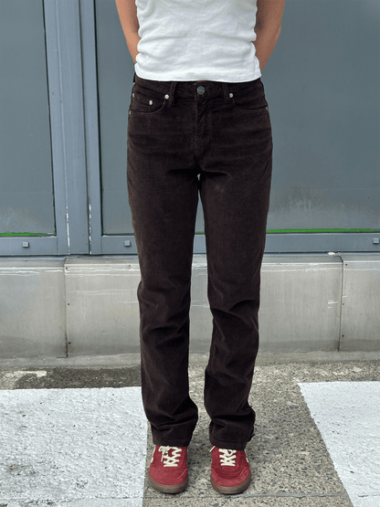 Dan Cord Jeans - Ebene - at home