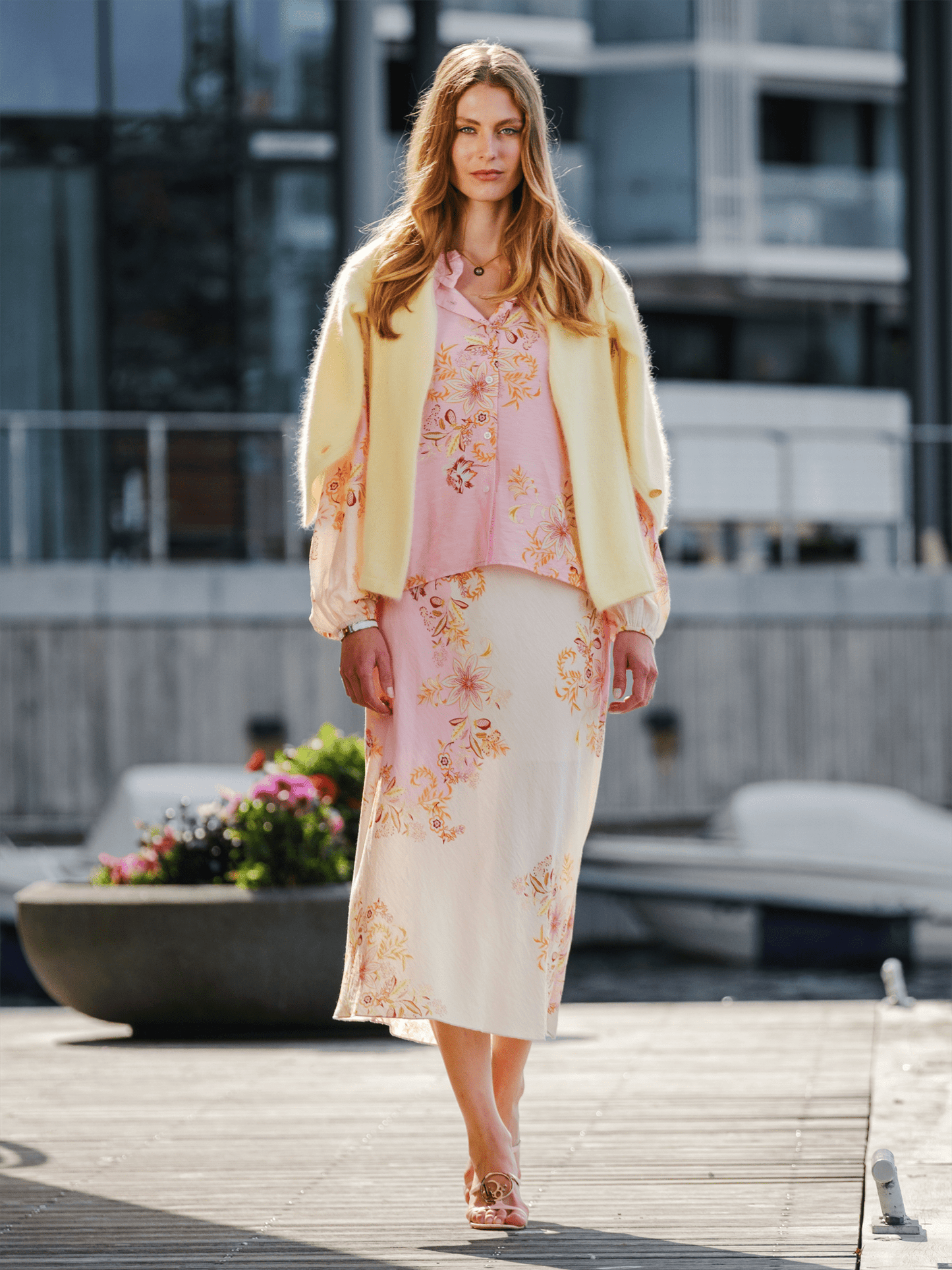 Elsie Skirt - Pale Rose - at home
