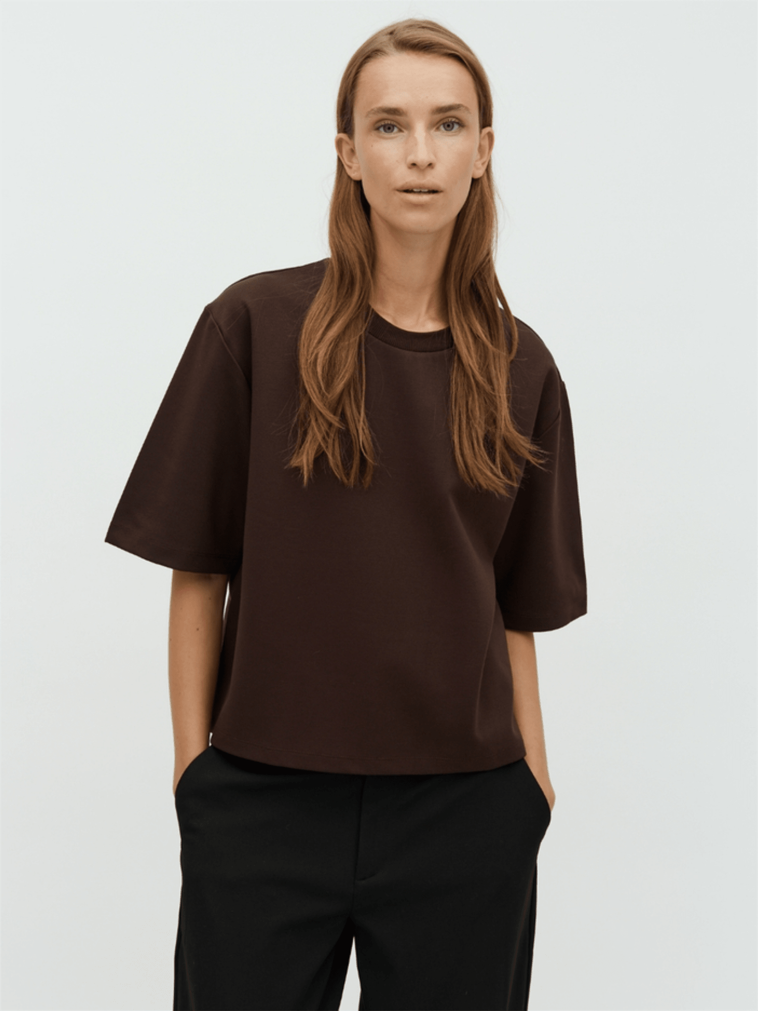 Emrys - M T-shirt - Java - at home