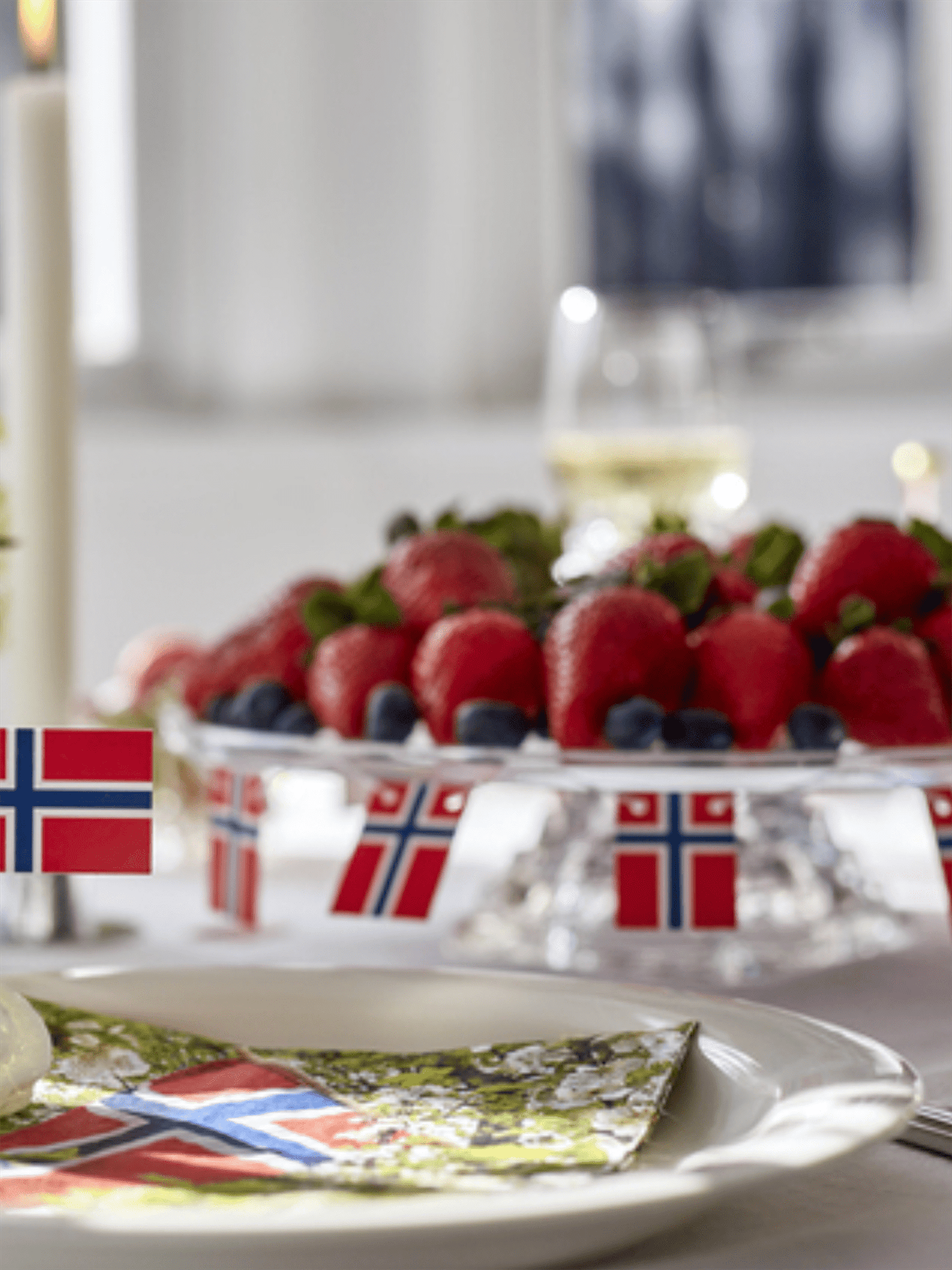 Flagglenke - 12 Norske Flagg - at home