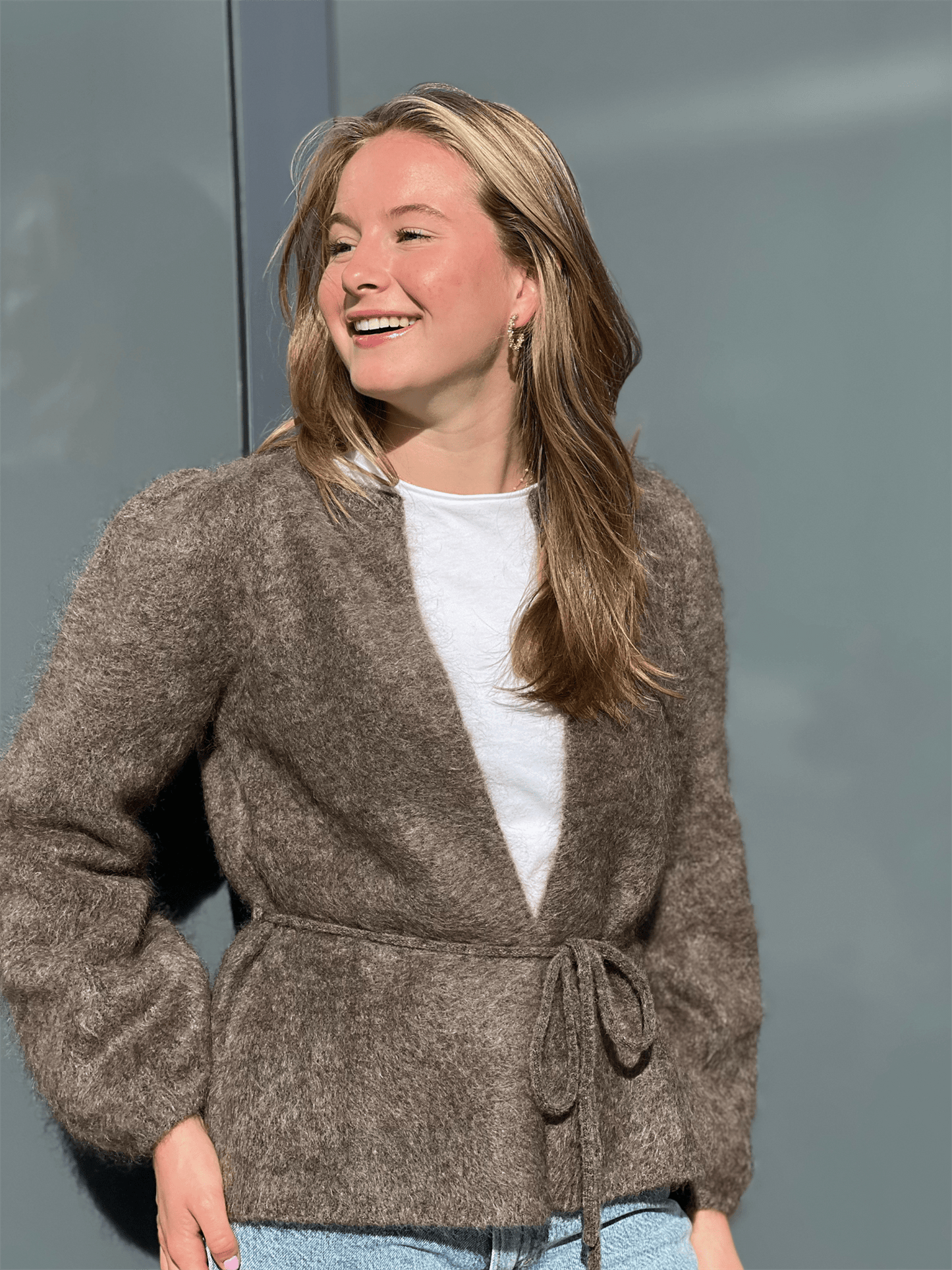 Fredrikke Chunky Cardigan - Brown - at home