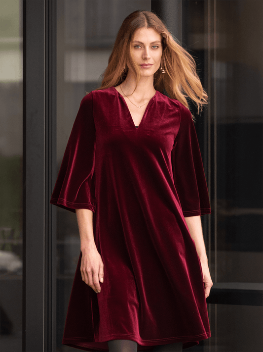 Hedvig Dress - Burgundy - at home