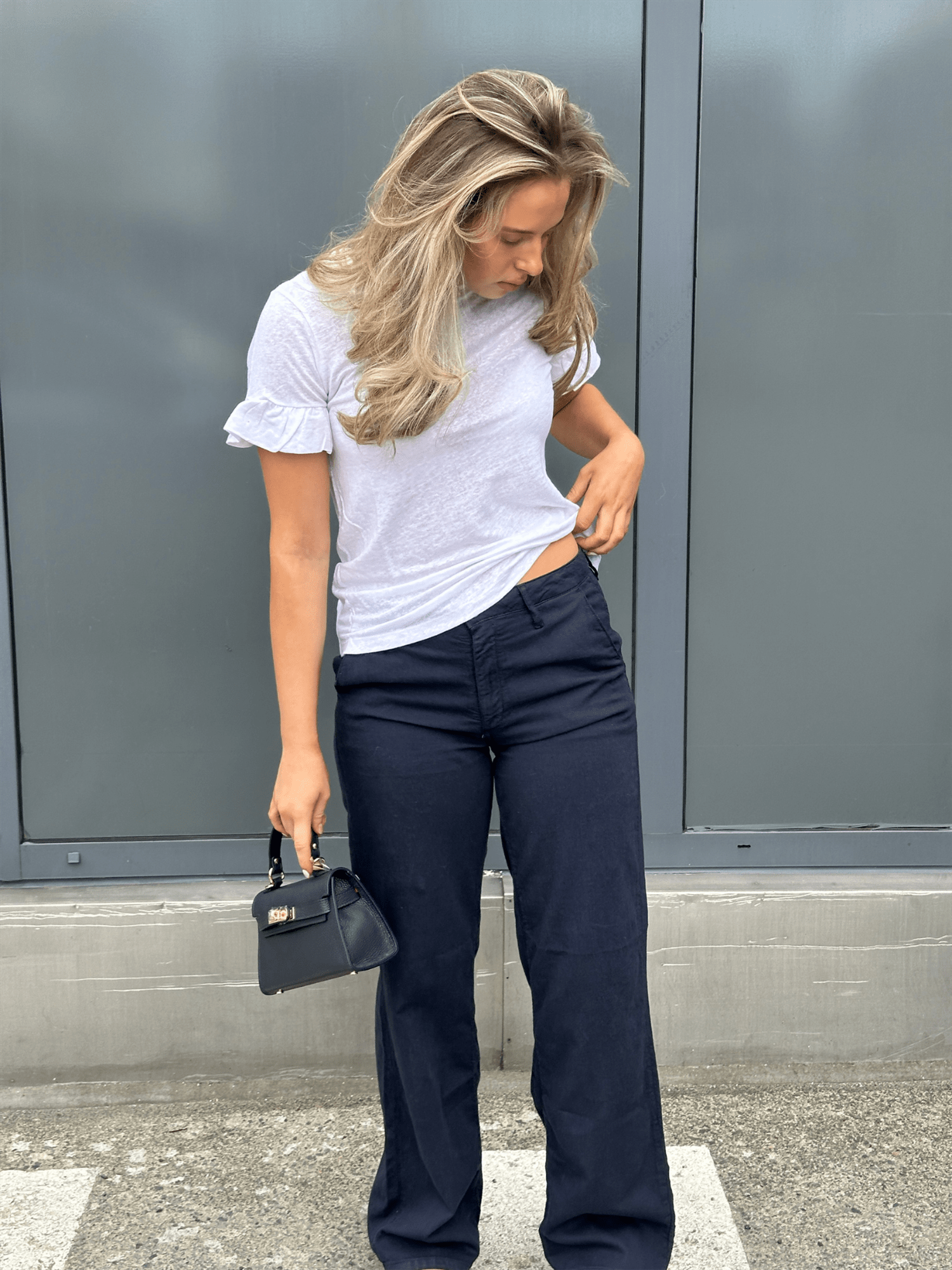 Isor Hybride Linbukse - Navy - at home