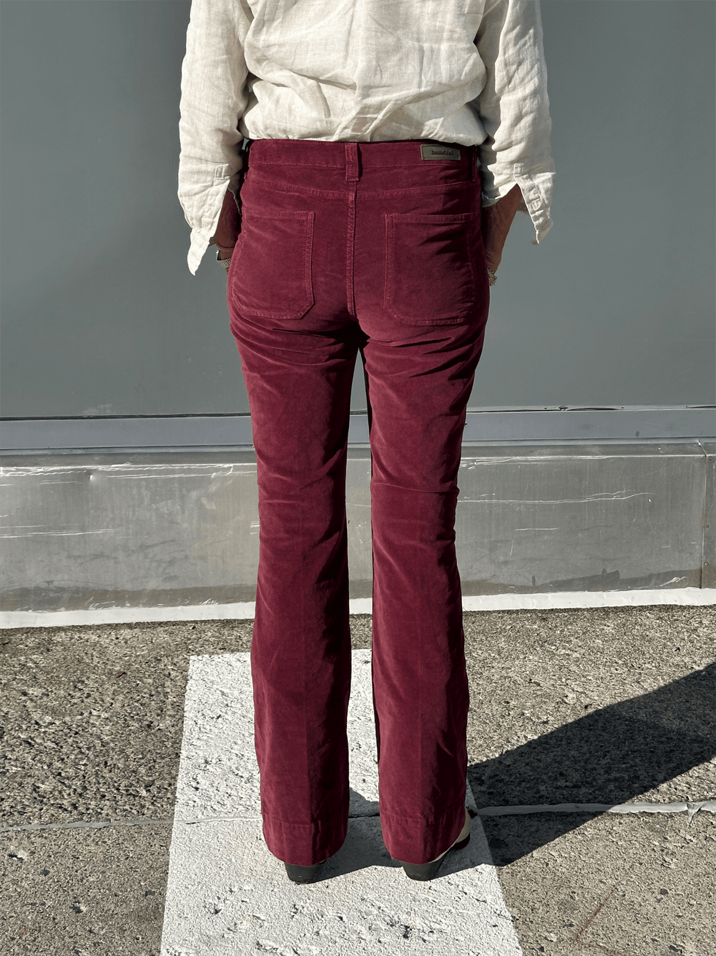 Jim Jeans Cord - Bordeaux - at home