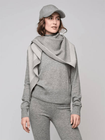 Julie Wool Cap - Light Grey - at home