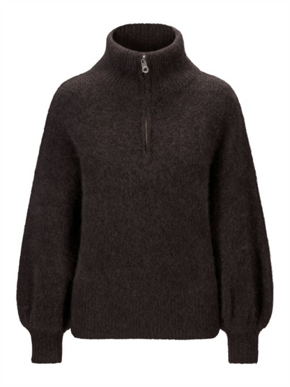 Li Chunky Sweater - Dark Brown - at home