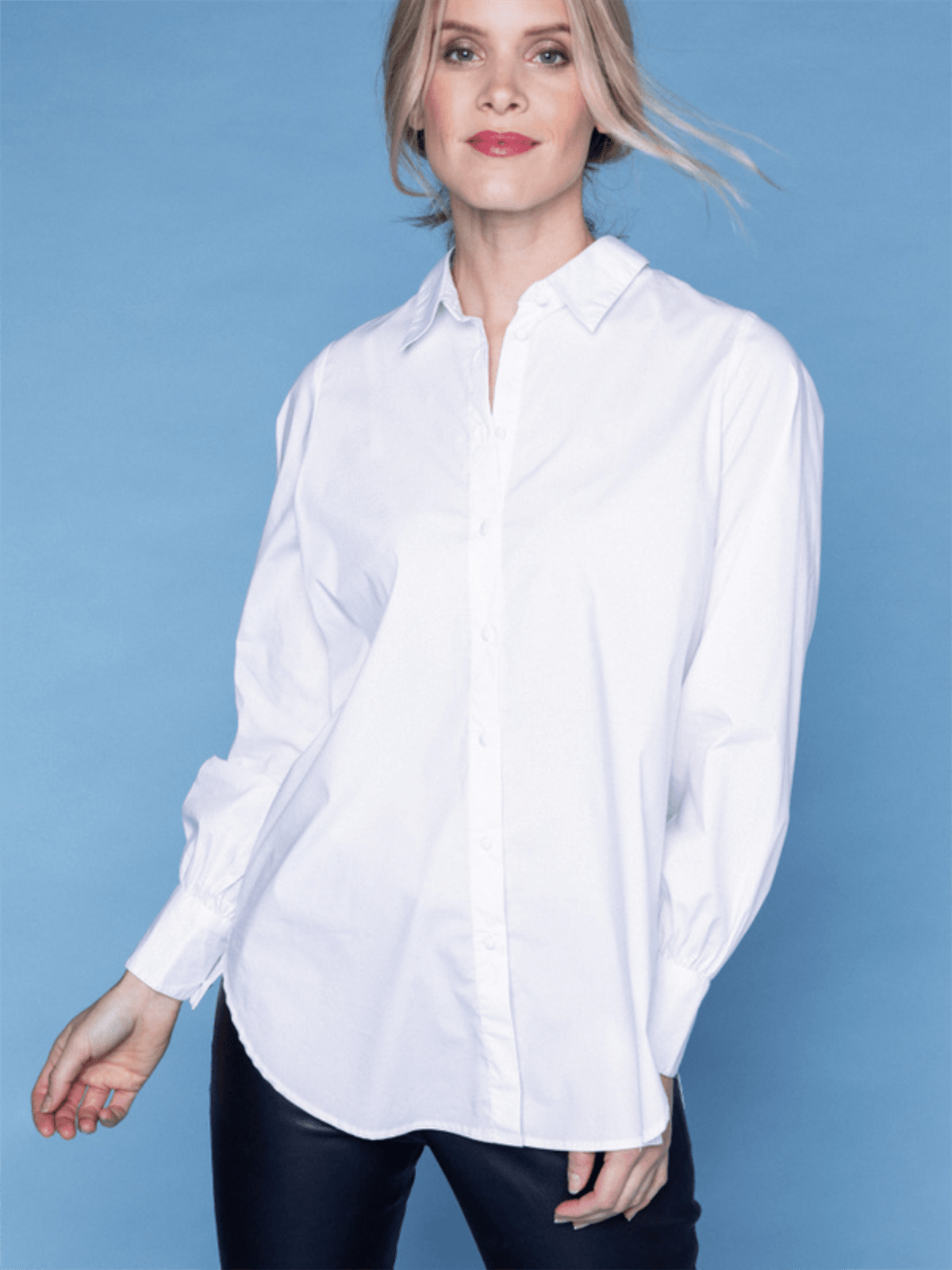 Linni Shirt - White - at home
