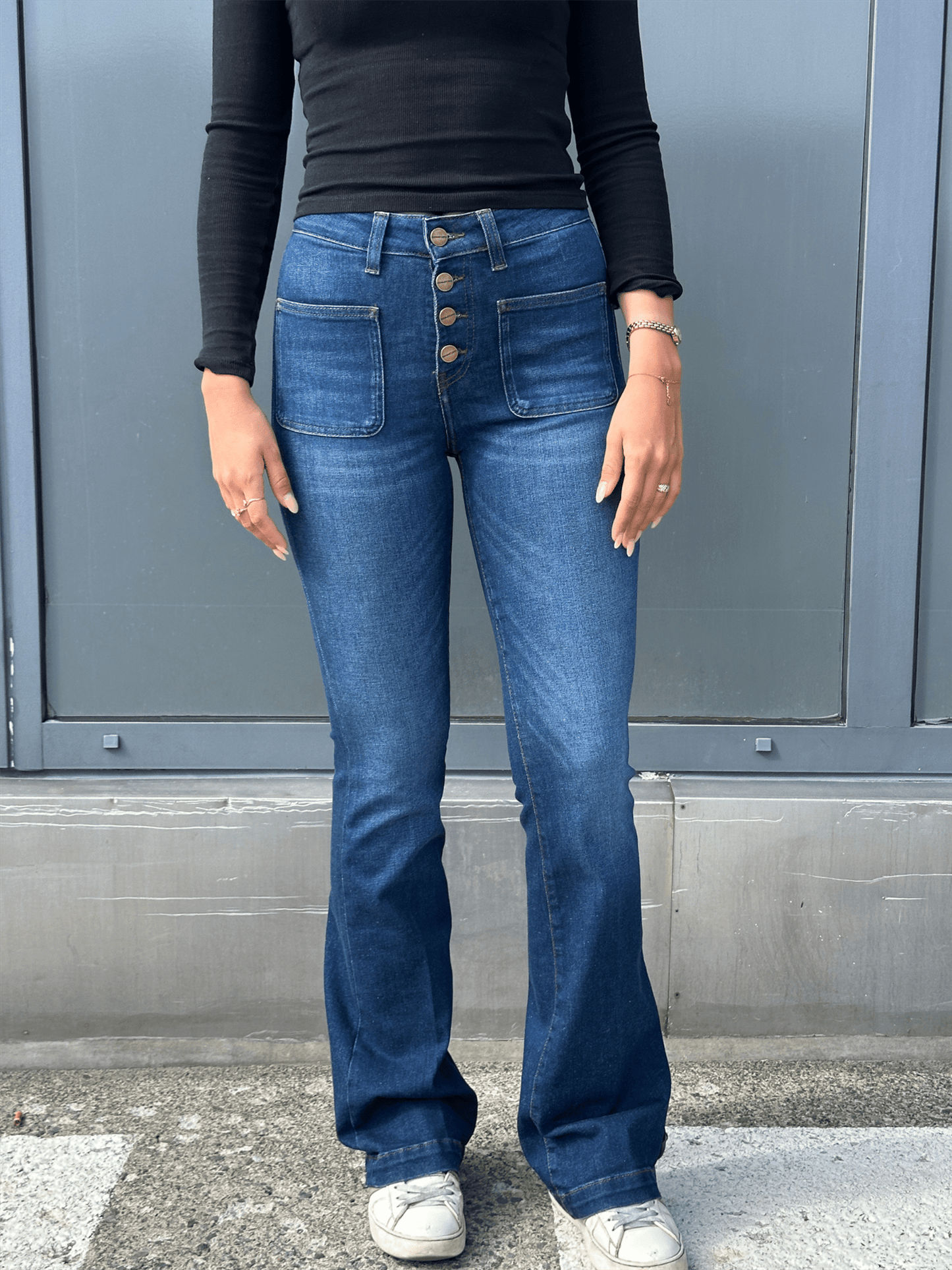 Narcisse Jeans - Indigo Flow - at home