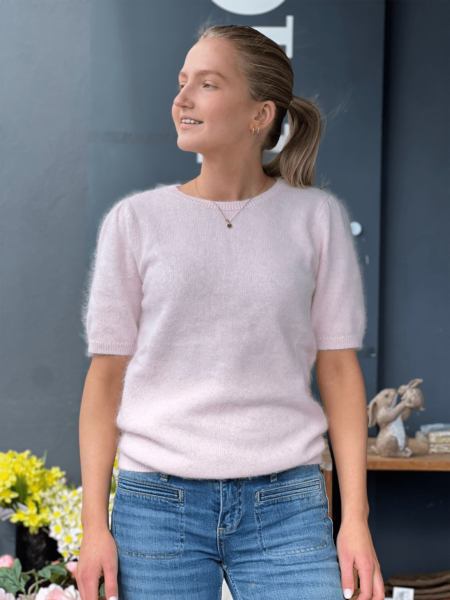 Sarah Pullover - Soft Pink - at home
