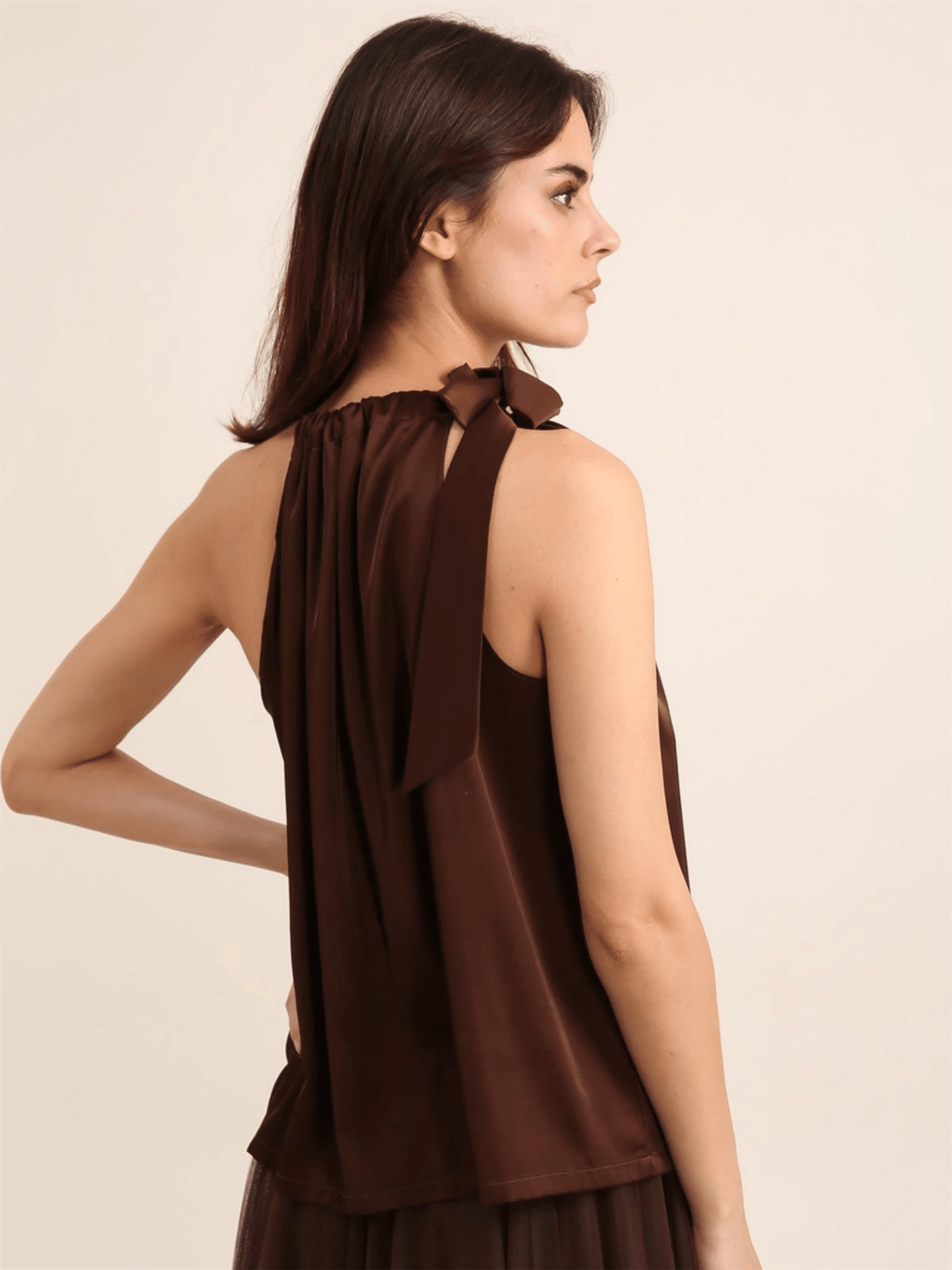 Satin Elisabeth Top - Choco - at home