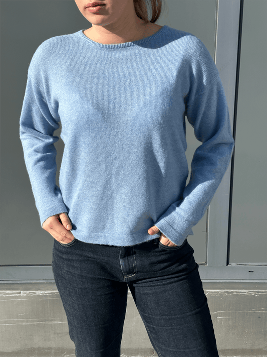 Selina Pure Cashmere Pullover - Light Blue Melange - at home