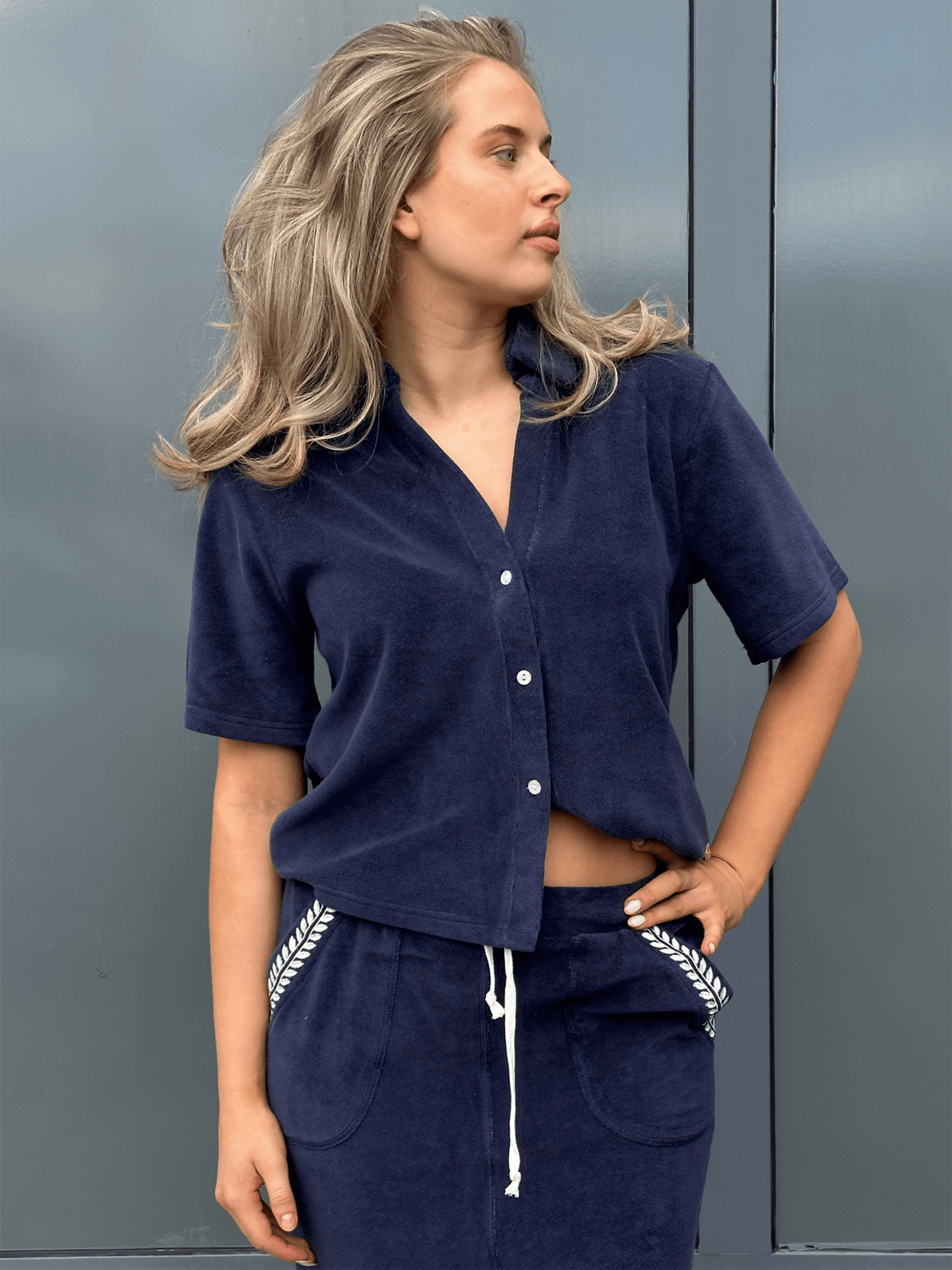 Shirt Smock Back - Navy - at home