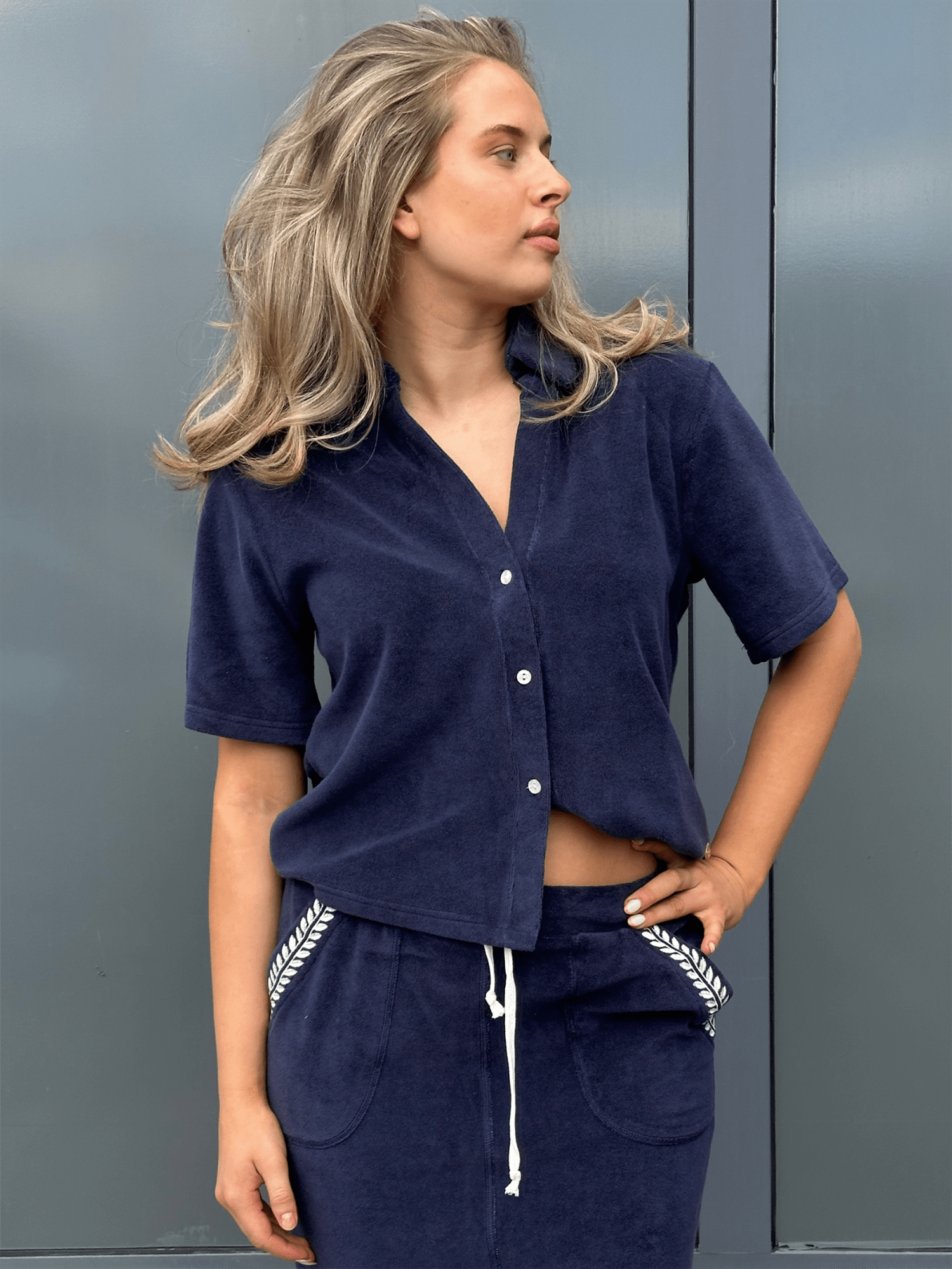 Shirt Smock Back - Navy - at home