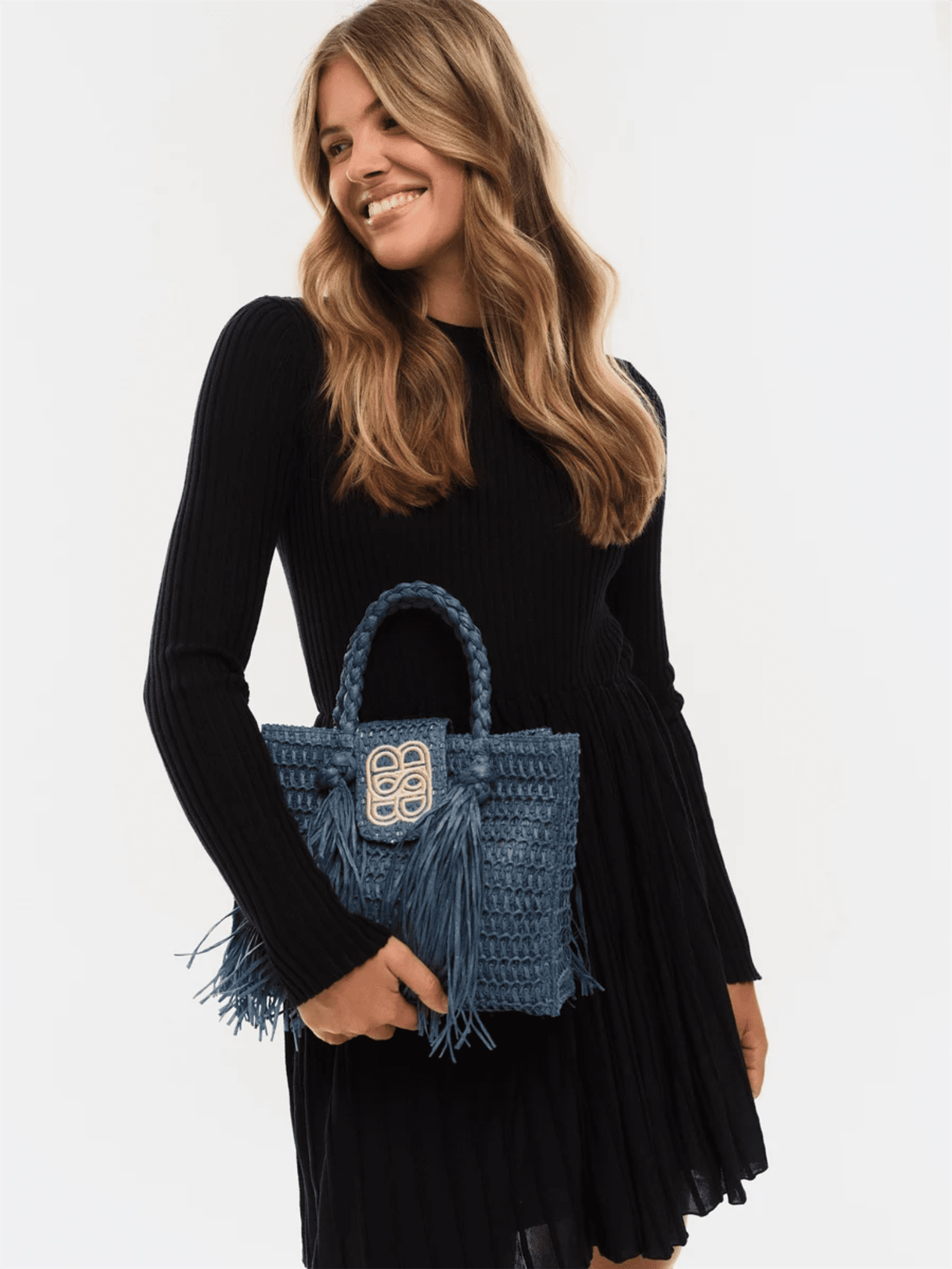Sigrid Straw Bag - Blue - at home