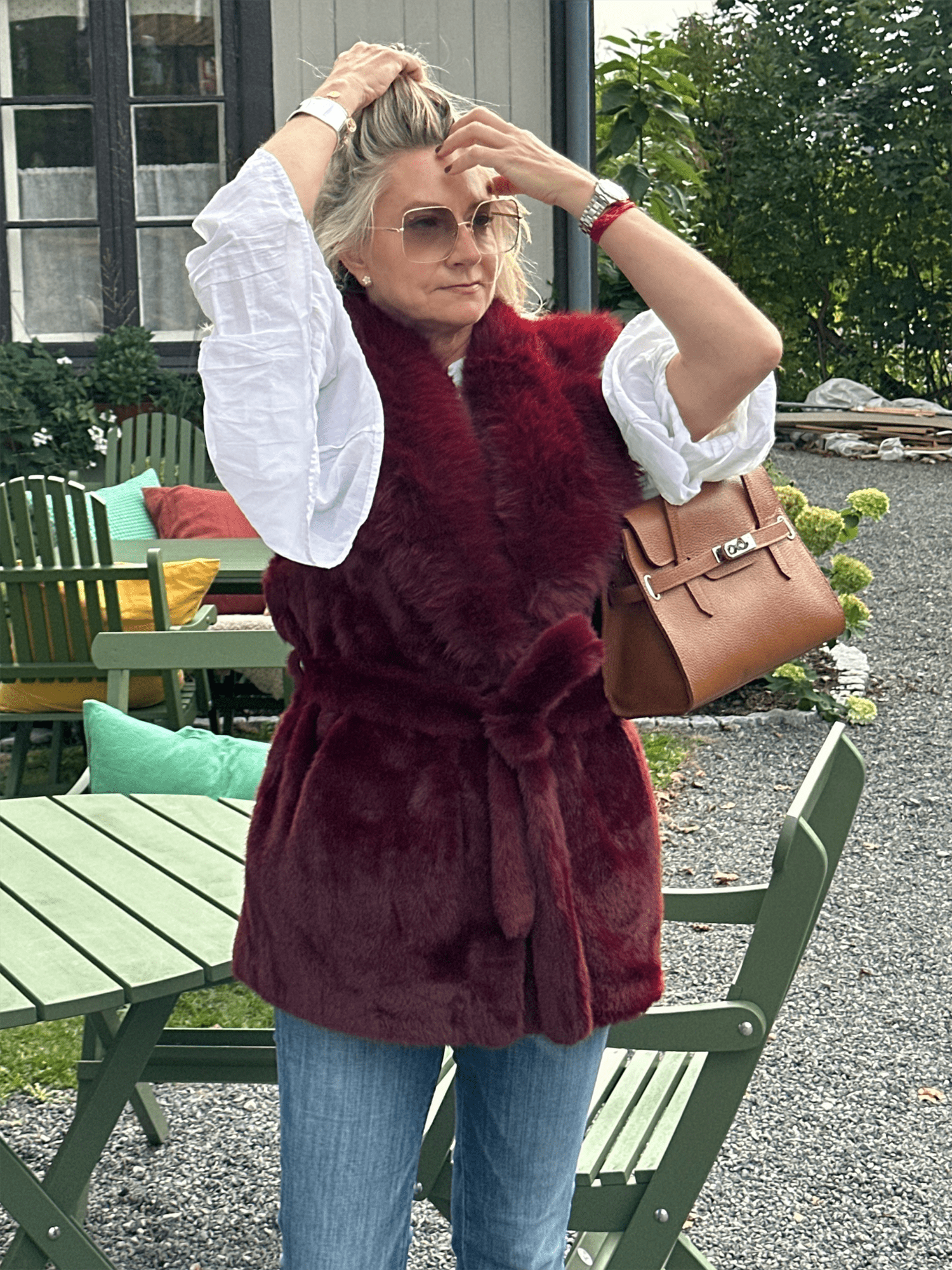 Sleeveless Faux Fur Lapel Collar Jacket - Bordeaux - at home
