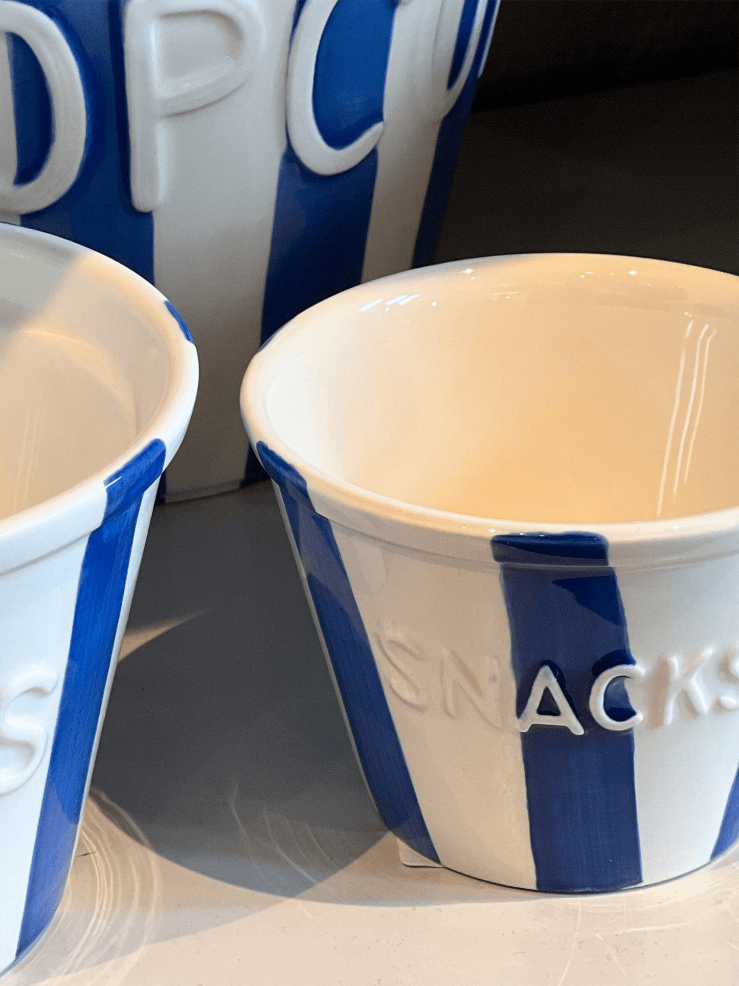 Snacksskål - Blåstripet M/Hvit Tekst - at home
