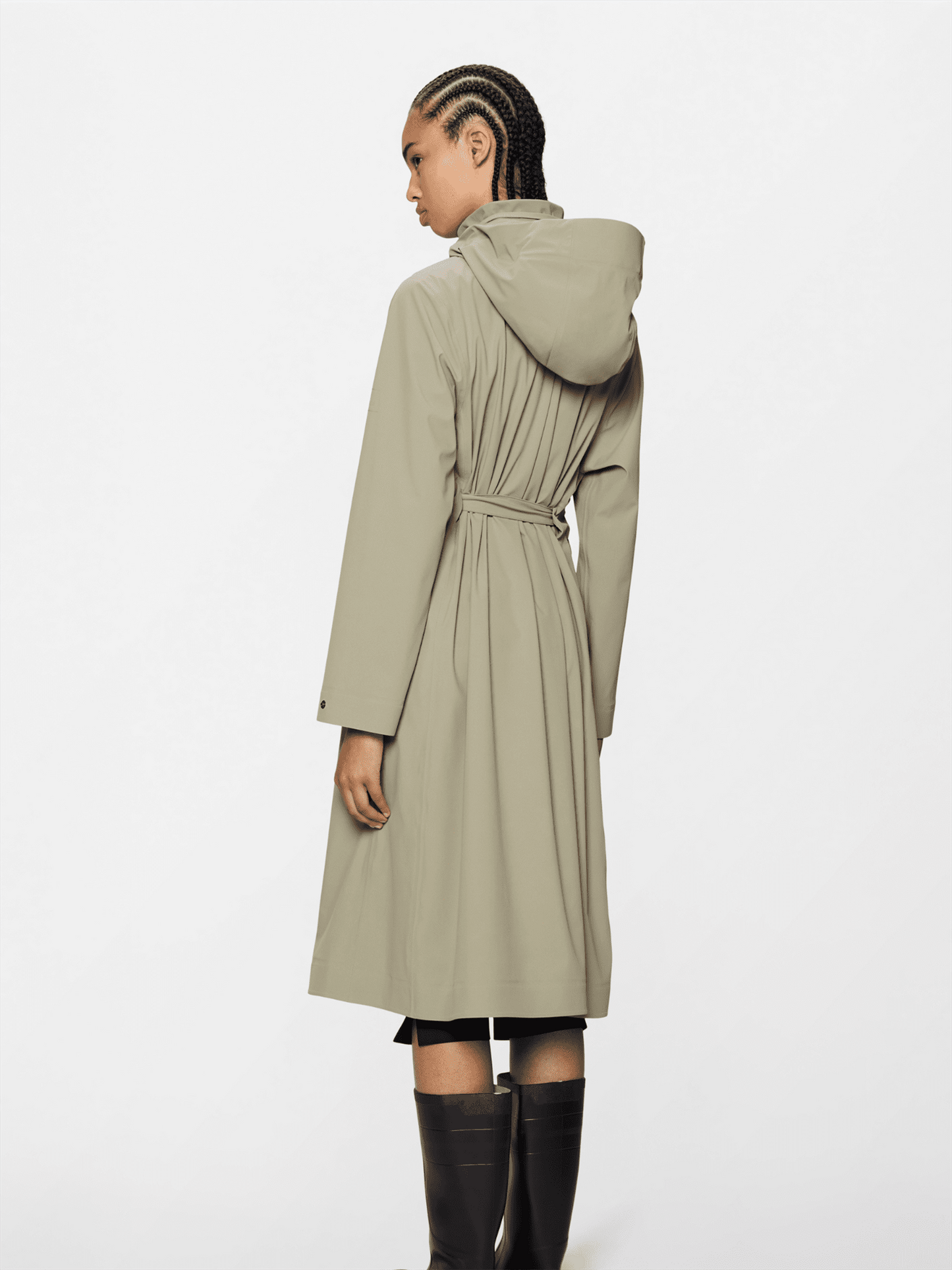 Suva Hardshell W Coat W3 - Beige - at home