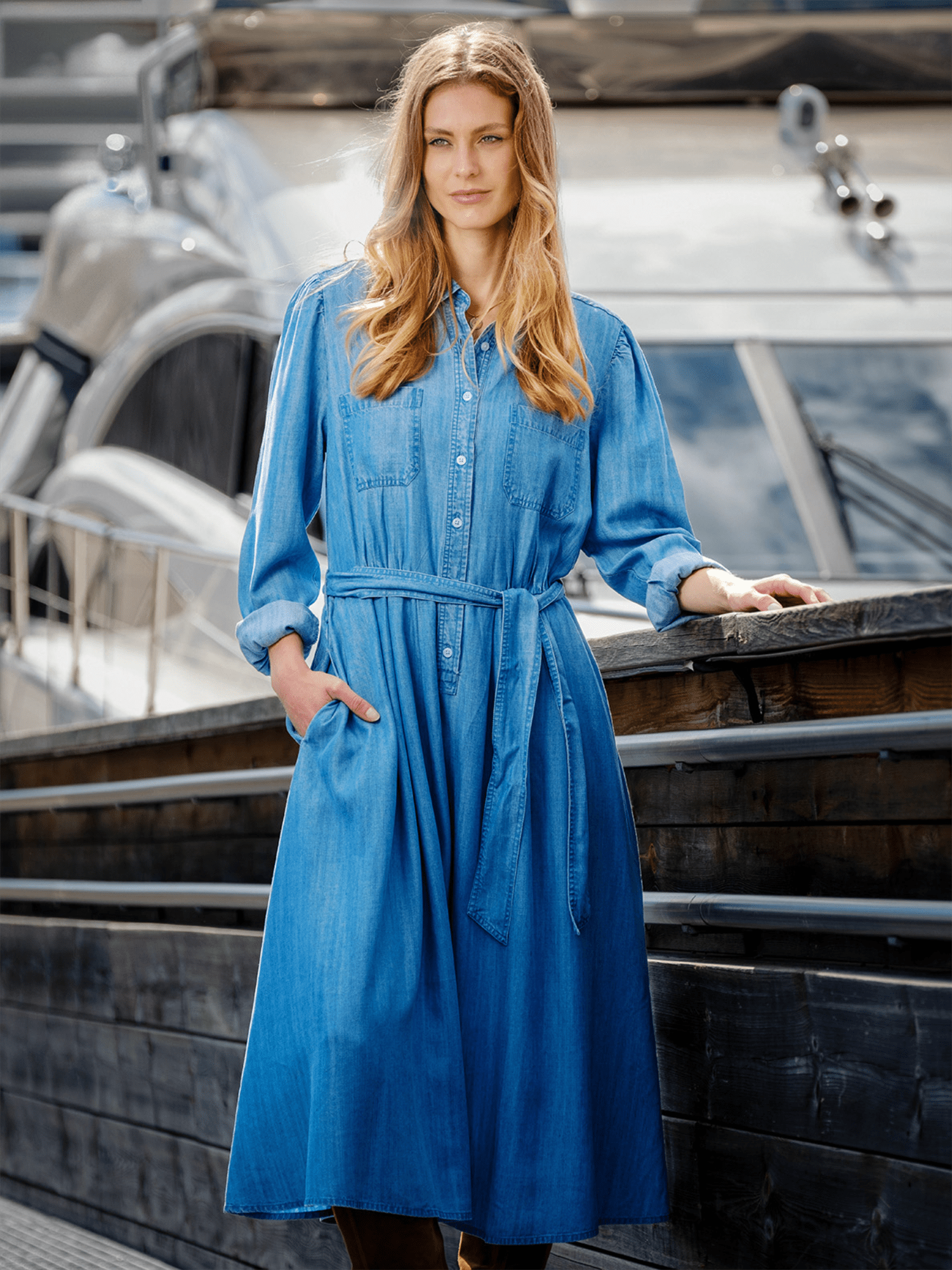 Trine Dress - Navy - at home