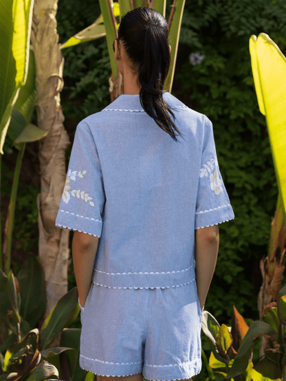 Tulip Shorts - Blue - at home