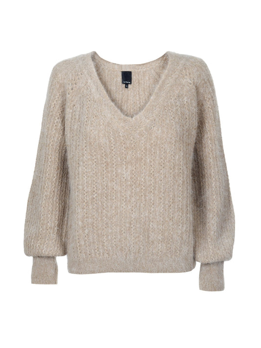 Marie Pullover - Beige - at home